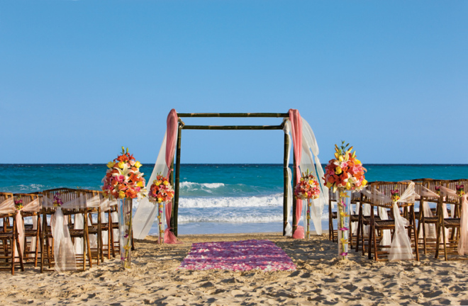 Have Your Dream Wedding at Now Resorts!