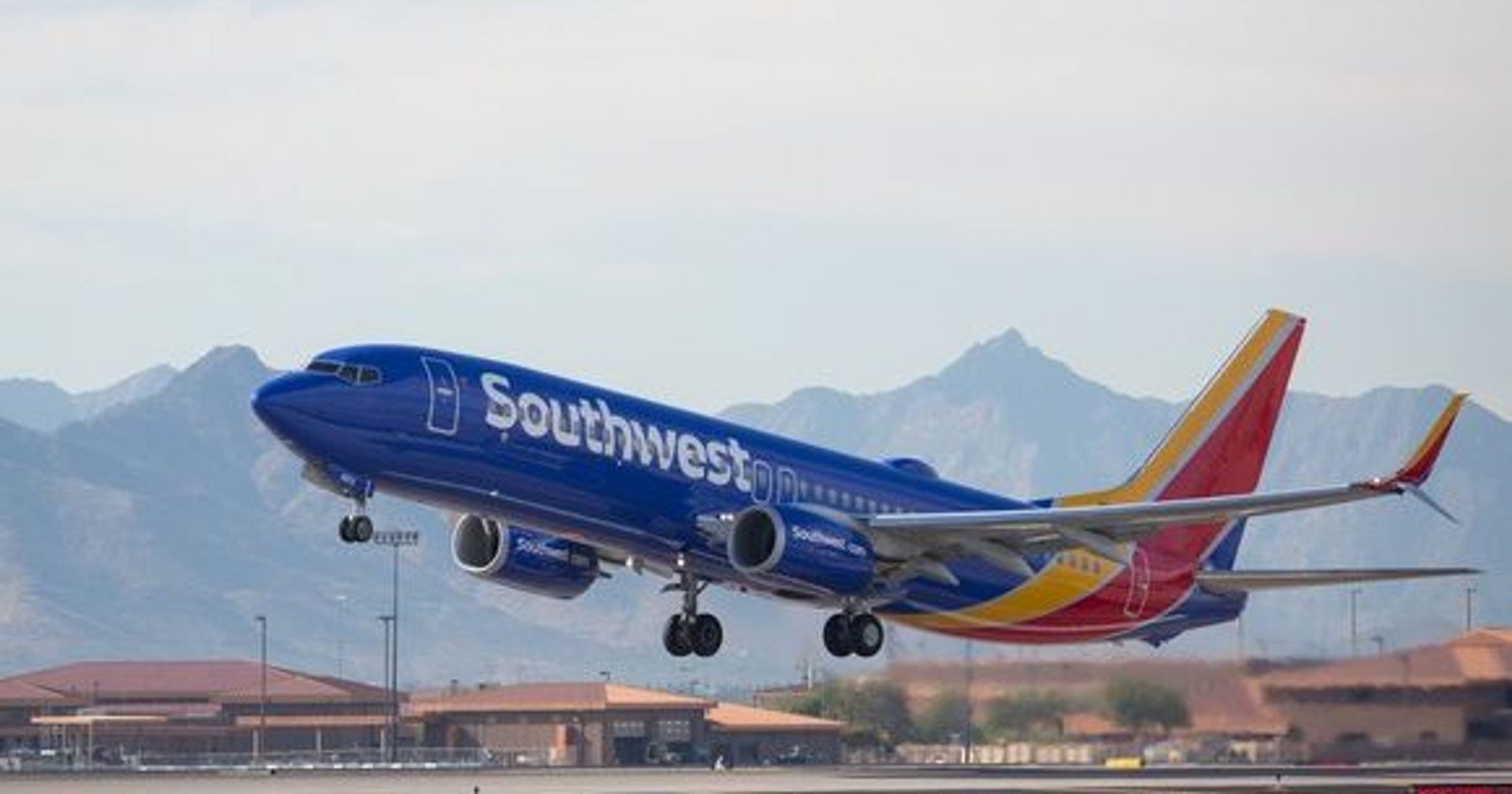 Southwest Airlines Finally Debuts Hawaiian Service