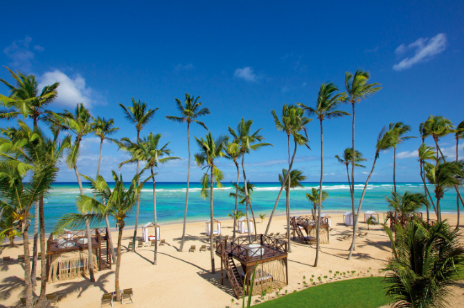 Picture-Perfect Beach Photos from Breathless Punta Cana!